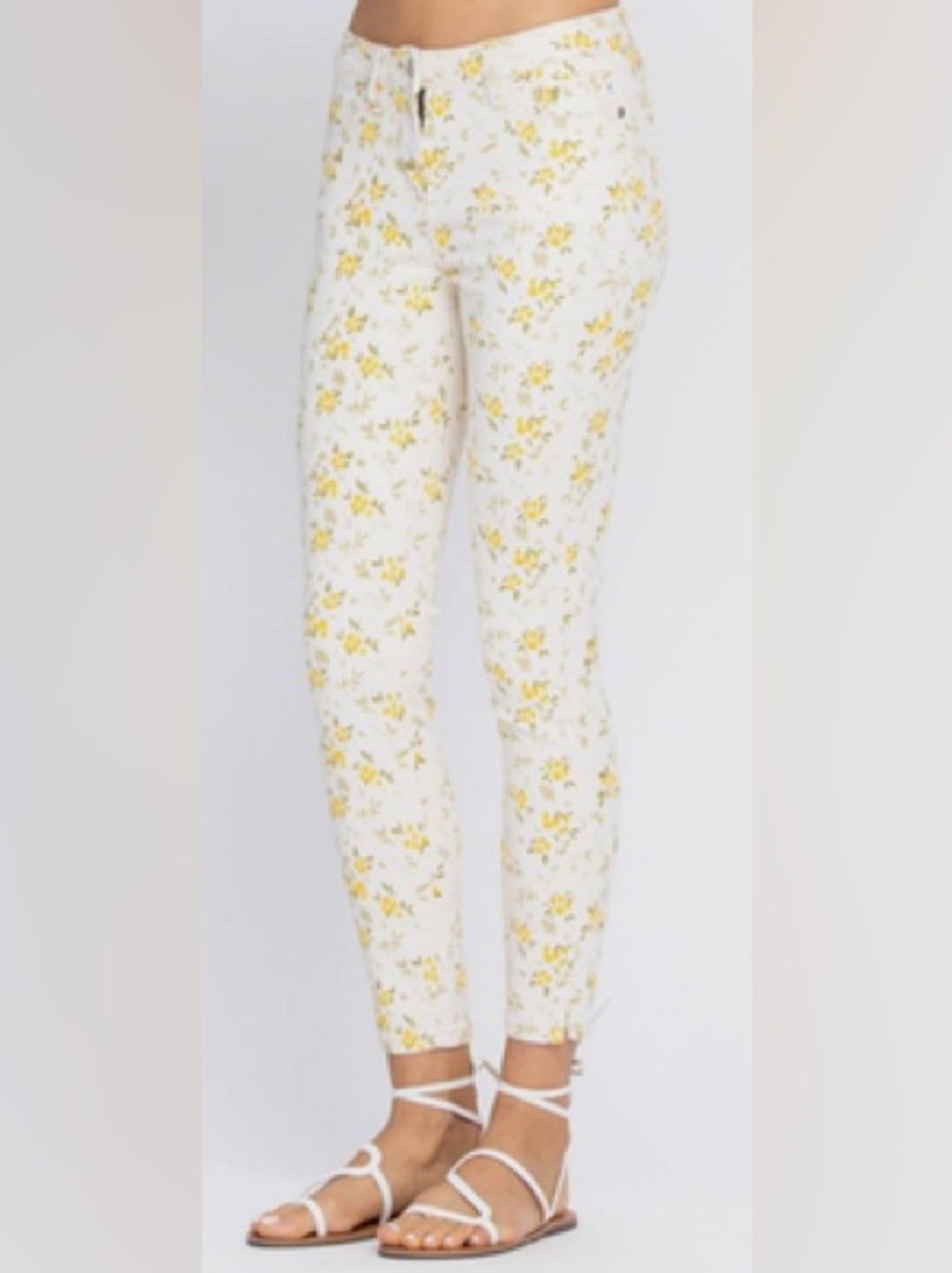 JUDY BLUE Yellow Floral Skinny Jeans Size 7/29